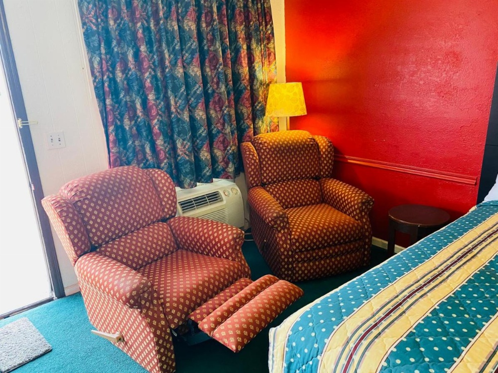 Gateway Inn Image 23